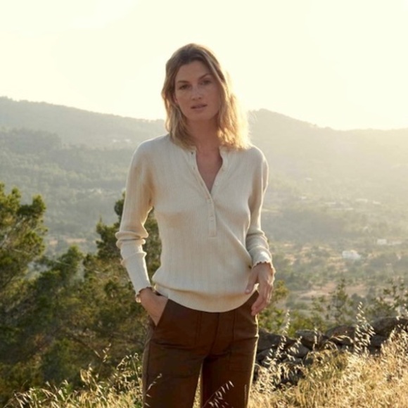 Doen Thea Tee in cream - Picture 1 of 2